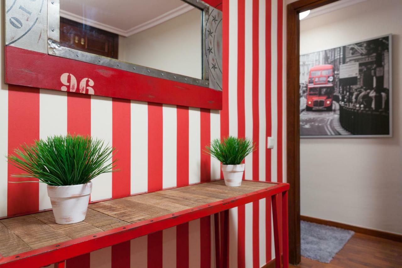 Zafiro Suites سانتياغو دي كومبوستيلا المظهر الخارجي الصورة
