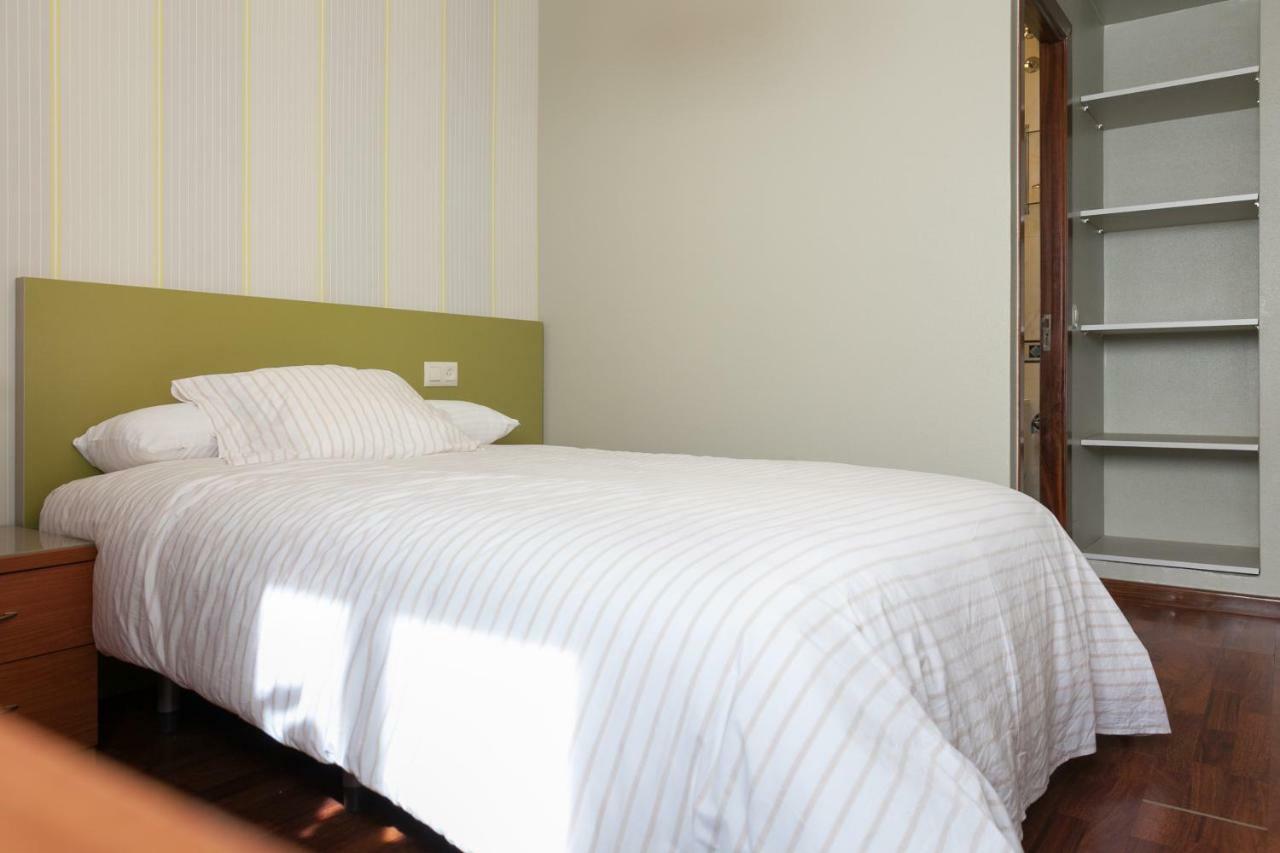 Zafiro Suites سانتياغو دي كومبوستيلا المظهر الخارجي الصورة