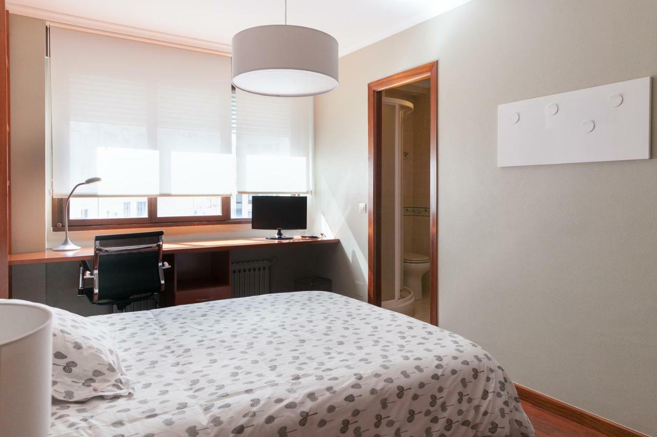 Zafiro Suites سانتياغو دي كومبوستيلا المظهر الخارجي الصورة