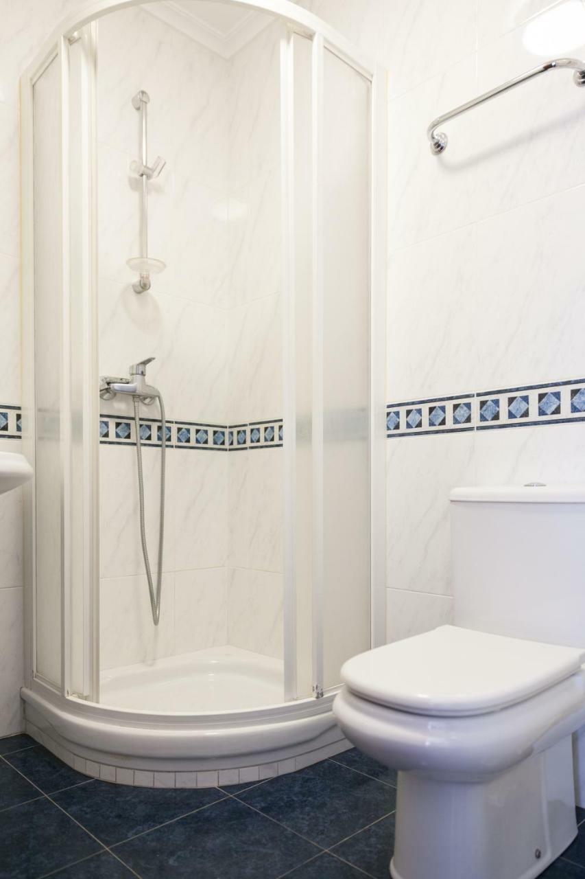 Zafiro Suites سانتياغو دي كومبوستيلا المظهر الخارجي الصورة
